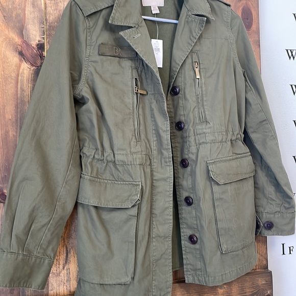 Banana Republic Cargo Coat. Probably a woman size small. - Picture 4 of 4